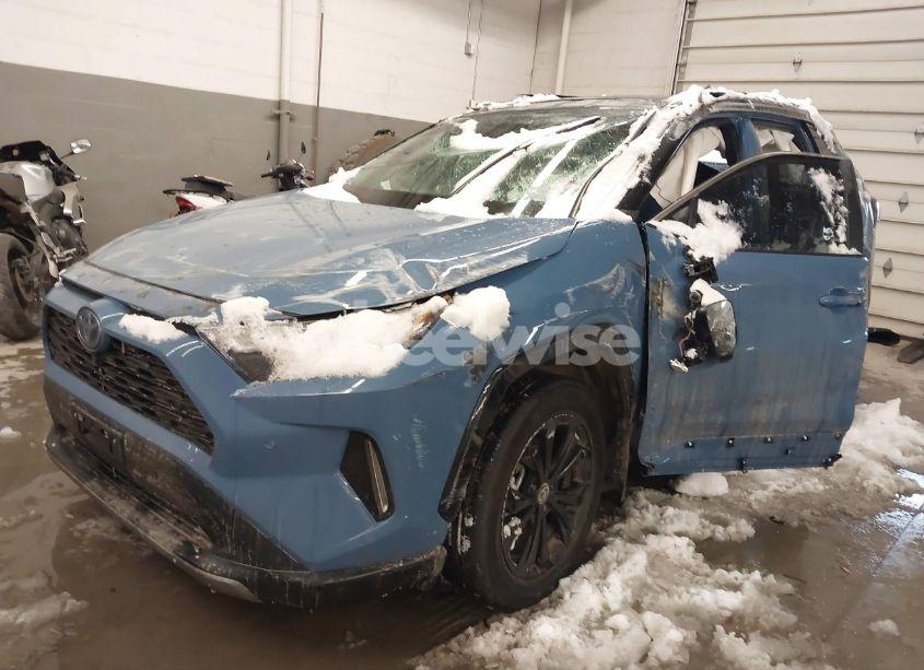 Photo 2 of 2024 Toyota Rav4 HYBRID XSE (VIN 4T3E6RFV1RU147416)