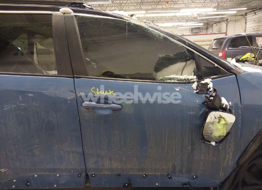 Photo 5 of 2024 Toyota Rav4 HYBRID XSE (VIN 4T3E6RFV1RU147416)