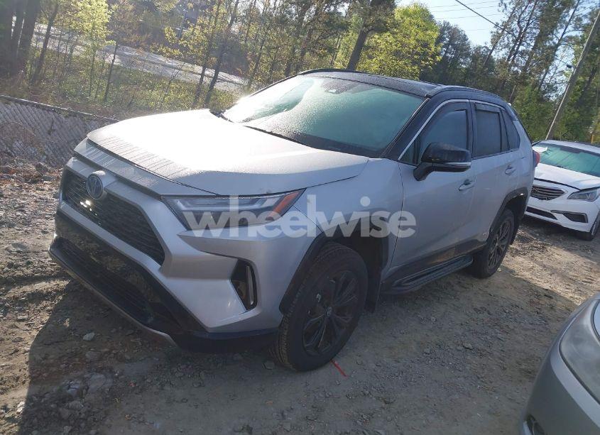 Photo 2 of 2024 Toyota Rav4 HYBRID XSE (VIN 4T3E6RFV1RU162692)