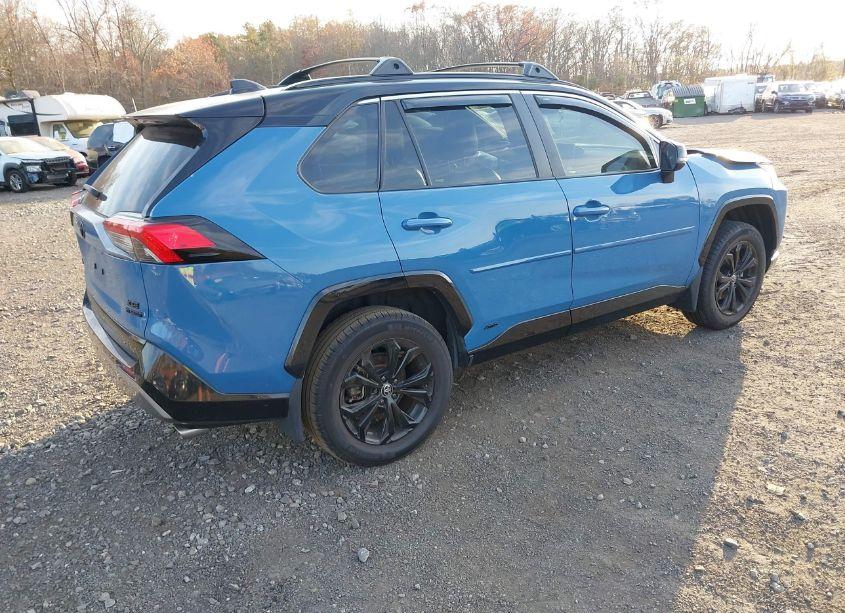 Photo 4 of 2022 Toyota Rav4 HYBRID XSE (VIN 4T3E6RFV2NU090332)