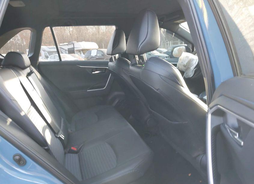 Photo 8 of 2022 Toyota Rav4 HYBRID XSE (VIN 4T3E6RFV2NU090332)