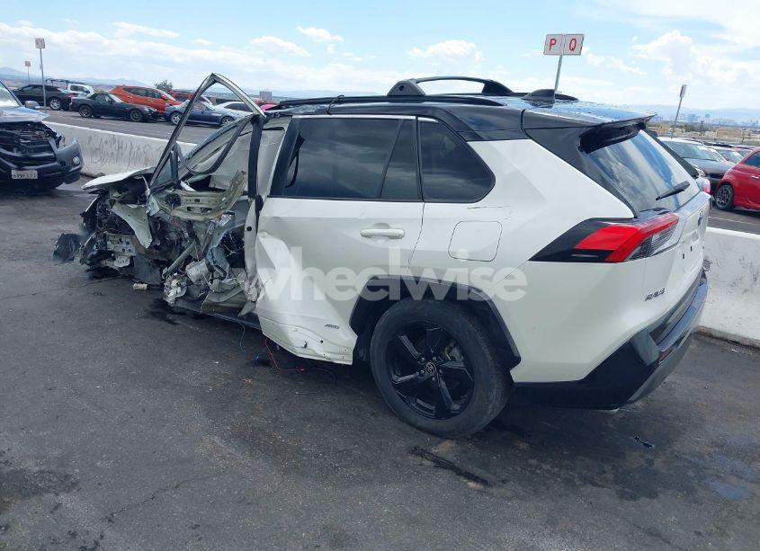 Photo 3 of 2021 Toyota Rav4 HYBRID XSE (VIN 4T3E6RFV3MU048055)