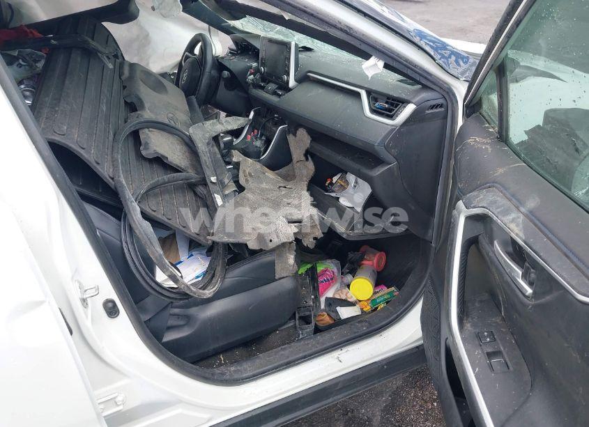 Photo 5 of 2021 Toyota Rav4 HYBRID XSE (VIN 4T3E6RFV3MU048055)