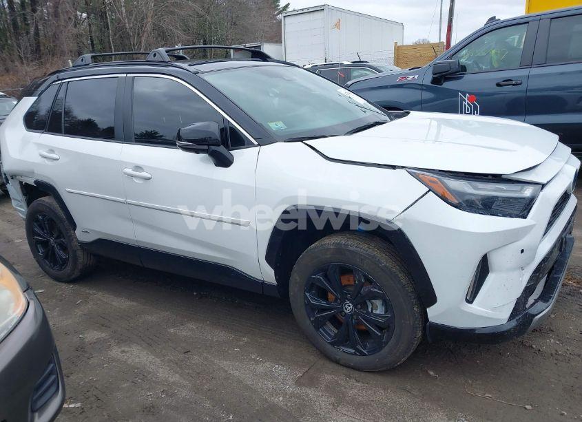 2023 Toyota Rav4 HYBRID XSE (VIN 4T3E6RFV3PU129786) main photo