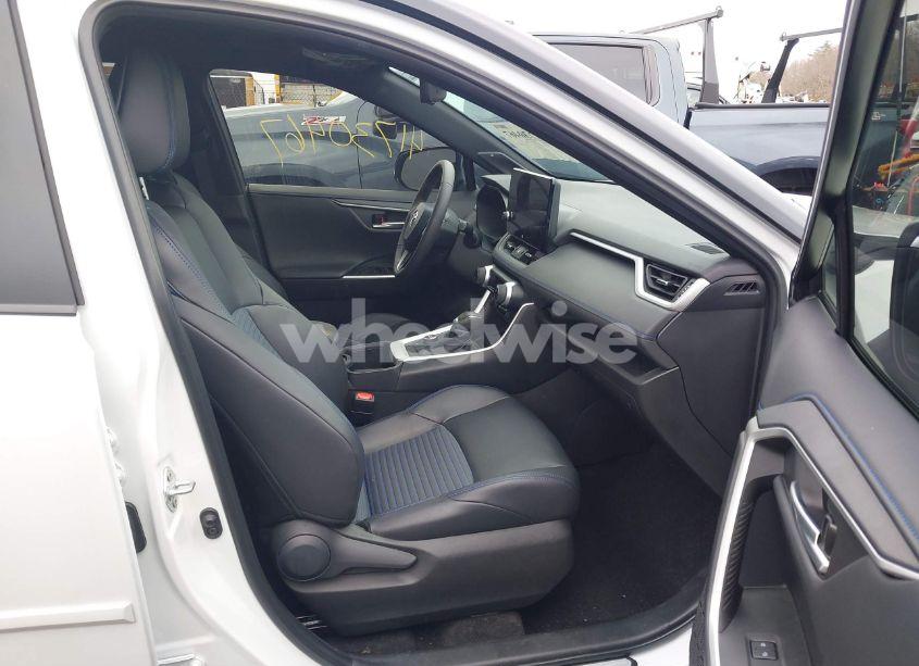 Photo 5 of 2023 Toyota Rav4 HYBRID XSE (VIN 4T3E6RFV3PU129786)