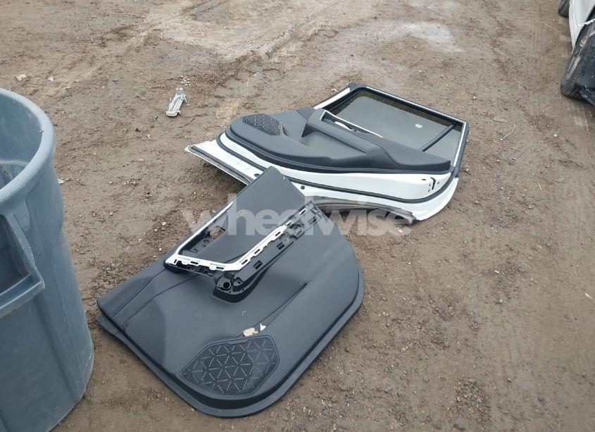 Photo 12 of 2022 Toyota Rav4 HYBRID XSE (VIN 4T3E6RFV5NU103798)