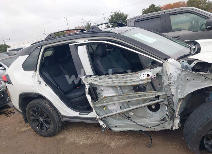 Photo 14 of 2022 Toyota Rav4 HYBRID XSE (VIN 4T3E6RFV5NU103798)