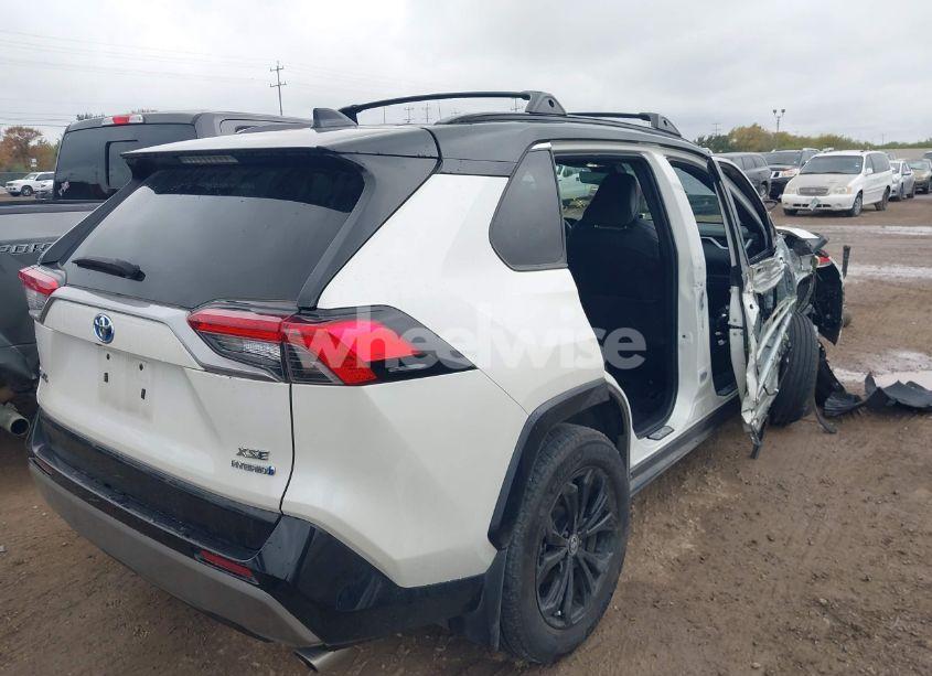 Photo 4 of 2022 Toyota Rav4 HYBRID XSE (VIN 4T3E6RFV5NU103798)