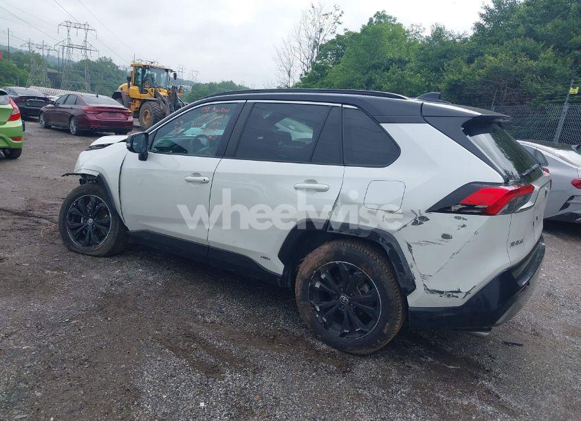 Photo 3 of 2022 Toyota Rav4 HYBRID XSE (VIN 4T3E6RFV6NU084601)