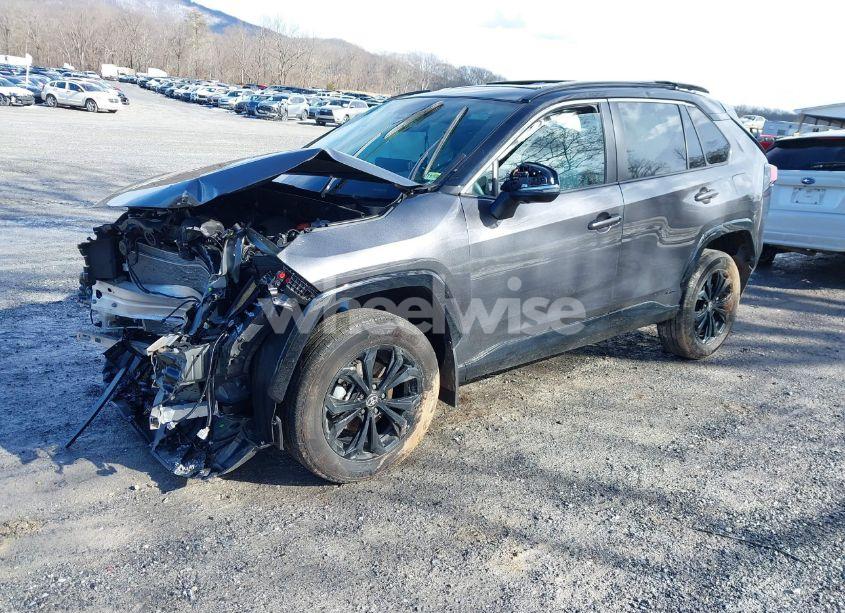 Photo 2 of 2024 Toyota Rav4 HYBRID XSE (VIN 4T3E6RFV6RU144463)