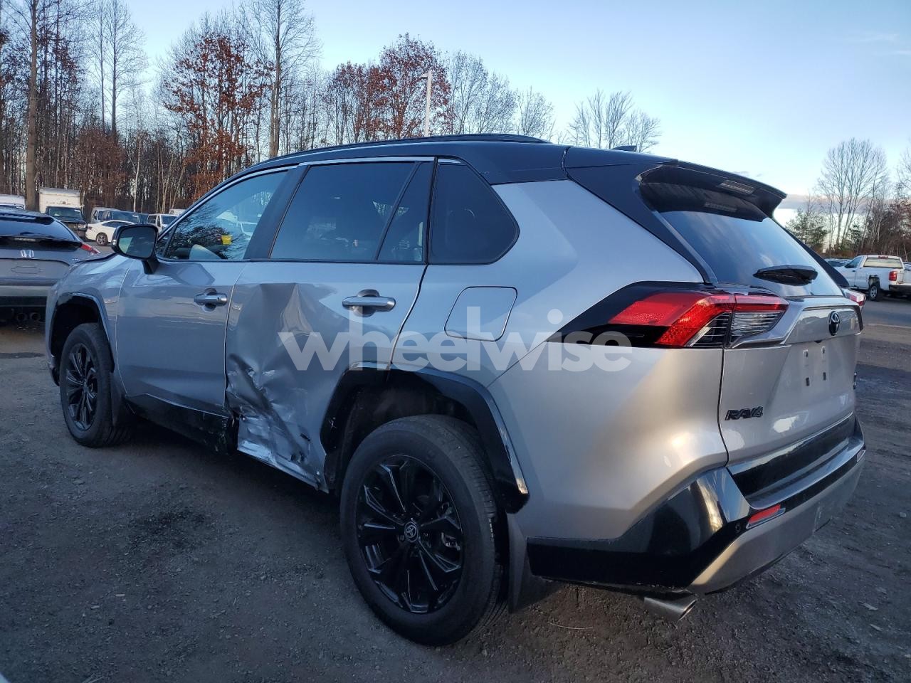 Photo 2 of 2024 TOYOTA RAV4 XSE (VIN 4T3E6RFV6RU163529)