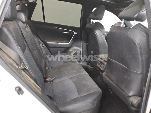 Photo 2 of 2021 TOYOTA RAV4 XSE (VIN 4T3E6RFV8MU060122)