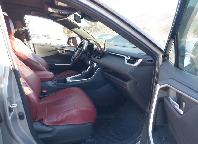 Photo 5 of 2023 Toyota Rav4 HYBRID XSE (VIN 4T3E6RFV8PU137317)