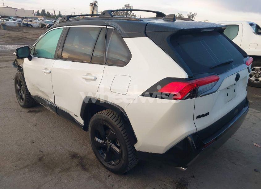 Photo 3 of 2021 Toyota Rav4 HYBRID XSE (VIN 4T3E6RFV9MU061943)