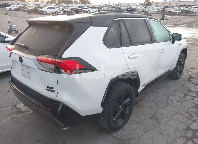 Photo 4 of 2021 Toyota Rav4 HYBRID XSE (VIN 4T3E6RFV9MU061943)