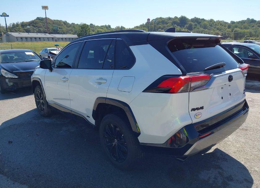 Photo 3 of 2024 Toyota Rav4 HYBRID XSE (VIN 4T3E6RFV9RU165114)