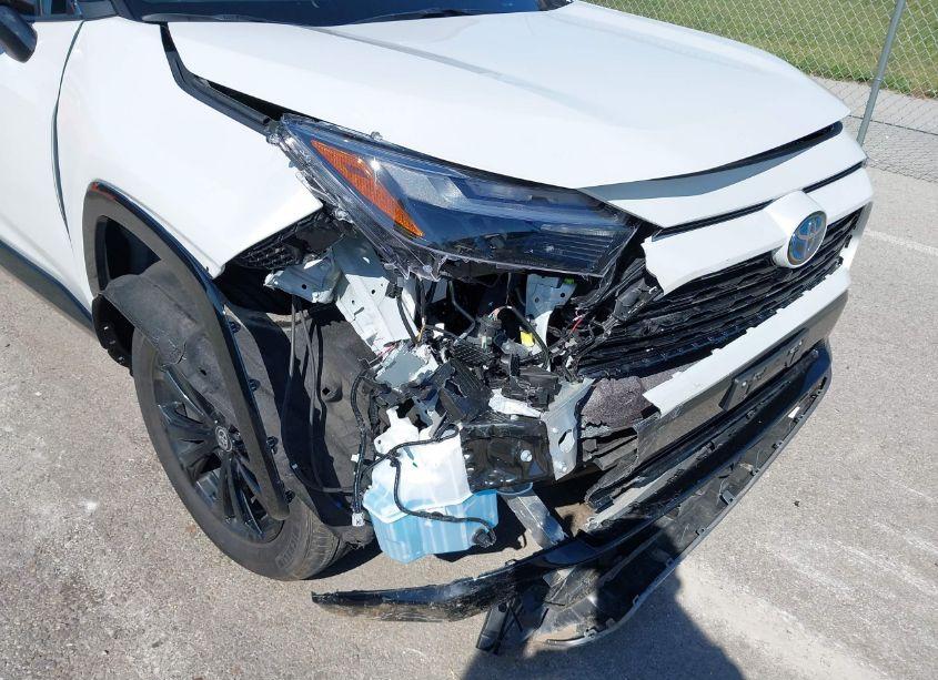 Photo 6 of 2024 Toyota Rav4 HYBRID XSE (VIN 4T3E6RFV9RU165114)