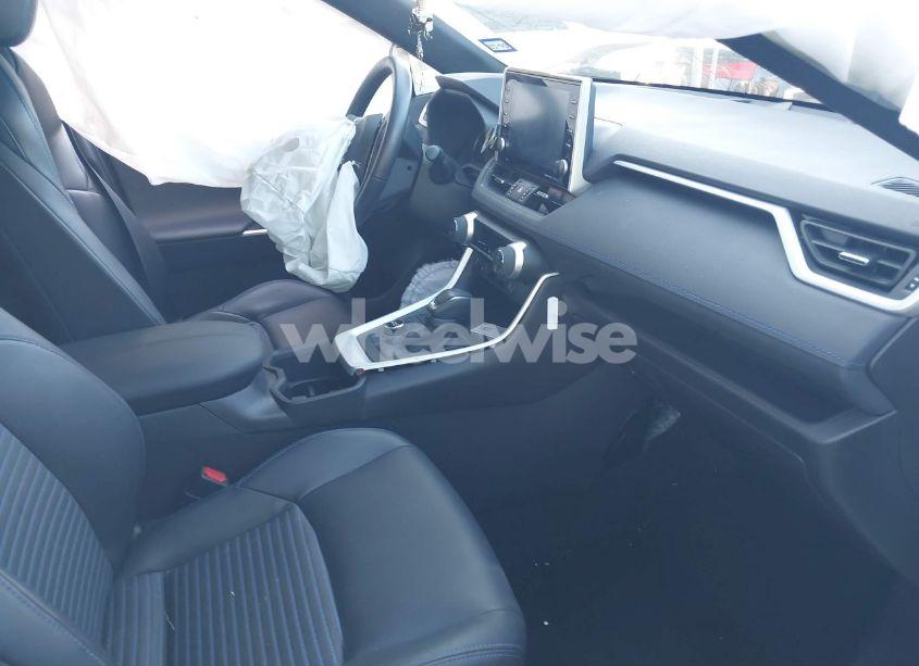 Photo 5 of 2022 Toyota Rav4 HYBRID XSE (VIN 4T3E6RFVXNU079594)