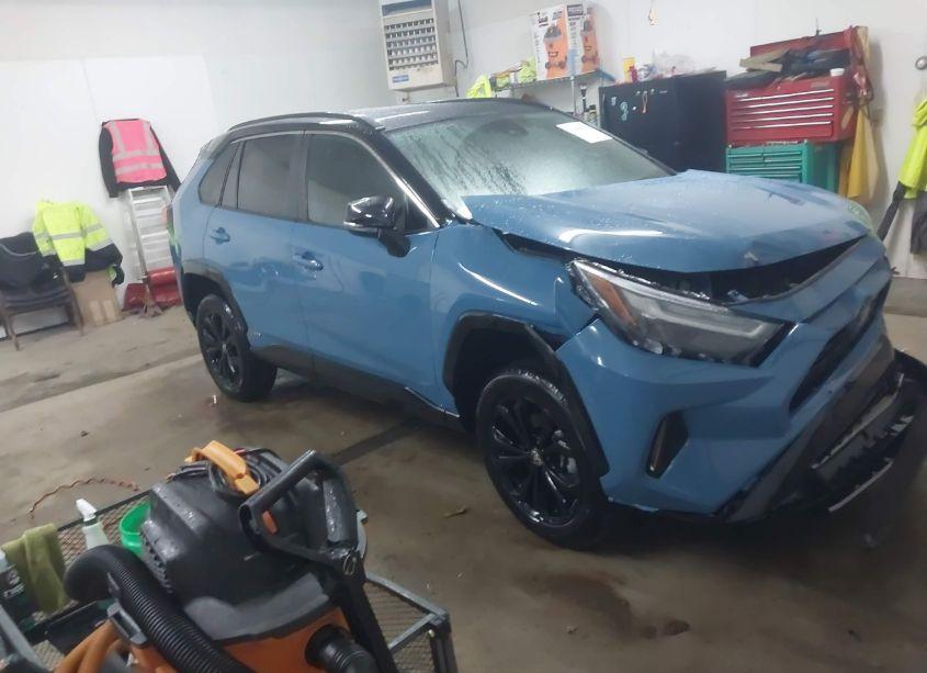 2024 Toyota Rav4 HYBRID XSE (VIN 4T3E6RFVXRU166627) main photo
