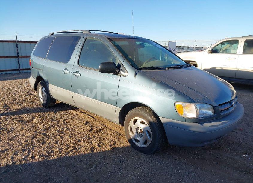 2000 Toyota Sienna CE (VIN 4T3GF19C2YU240254) main photo