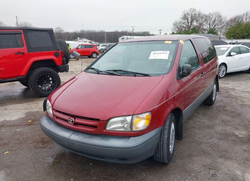 Photo 2 of 1998 Toyota Sienna CE (VIN 4T3GF19C4WU031501)