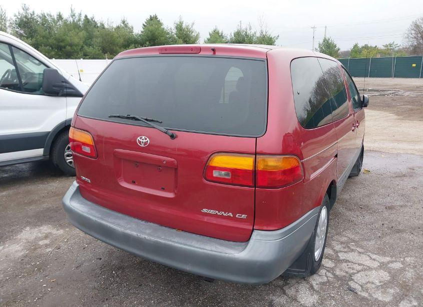 Photo 4 of 1998 Toyota Sienna CE (VIN 4T3GF19C4WU031501)