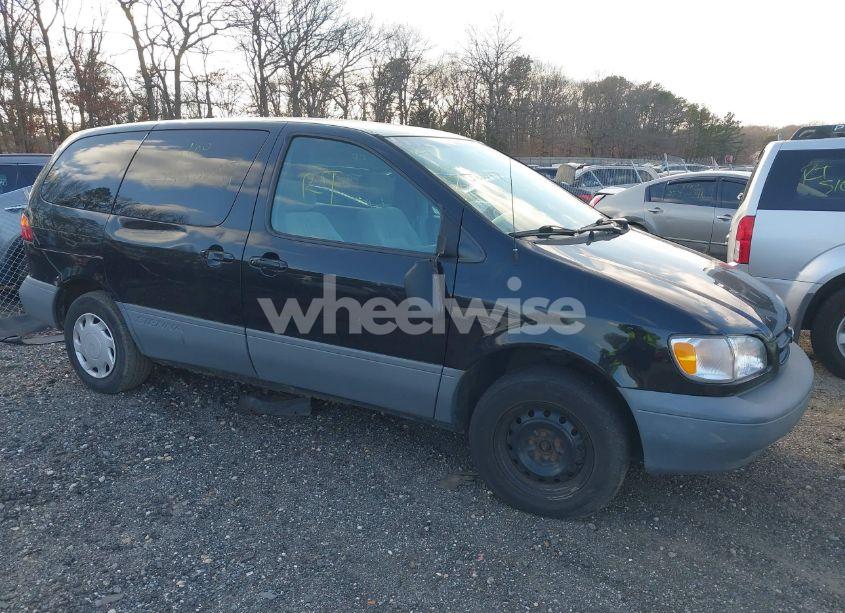 2000 Toyota Sienna CE (VIN 4T3GF19C4YU207823) main photo