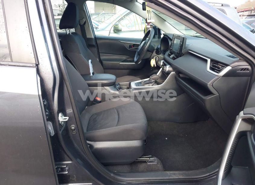 Photo 5 of 2021 Toyota Rav4 HYBRID LE (VIN 4T3L6RFV2MU029035)