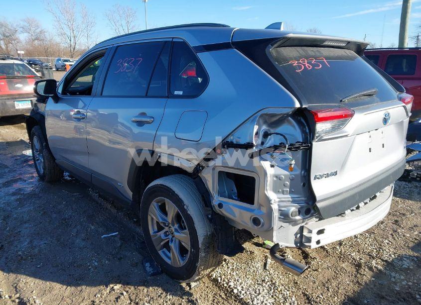 Photo 3 of 2022 Toyota Rav4 HYBRID LE (VIN 4T3LWRFV0NU075402)