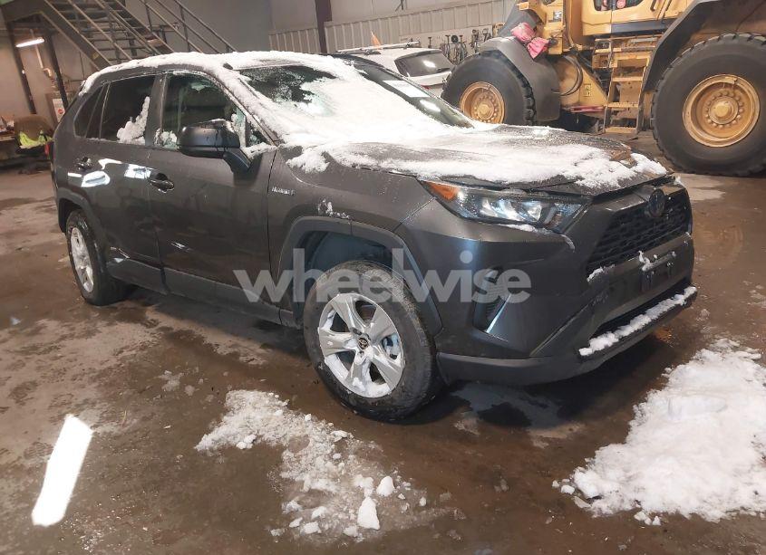 2021 Toyota Rav4 HYBRID LE (VIN 4T3LWRFV2MU015393) main photo