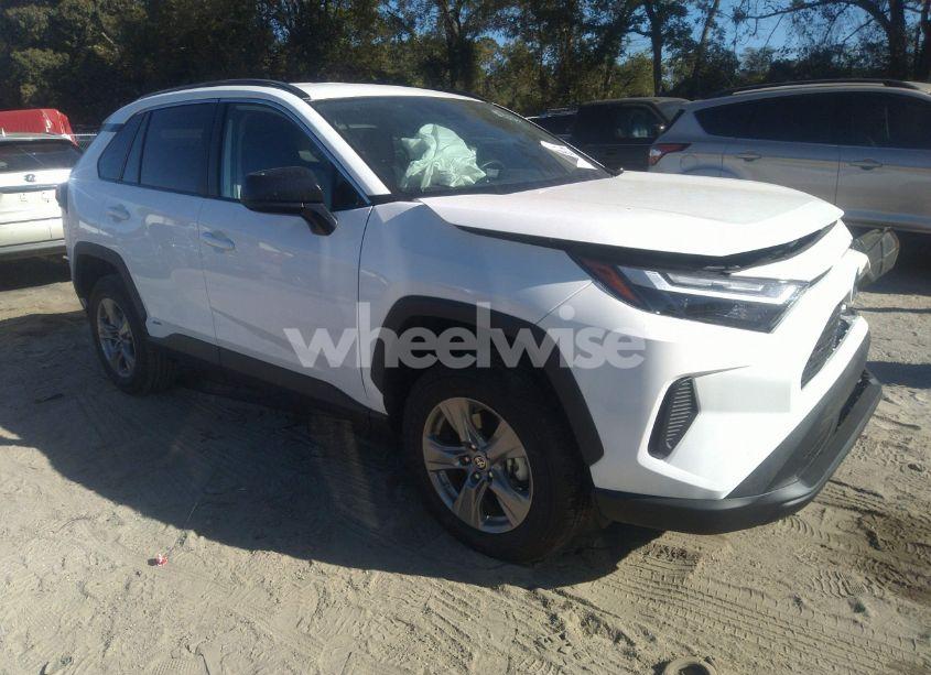 2024 Toyota Rav4 HYBRID LE (VIN 4T3LWRFV4RU153153) main photo