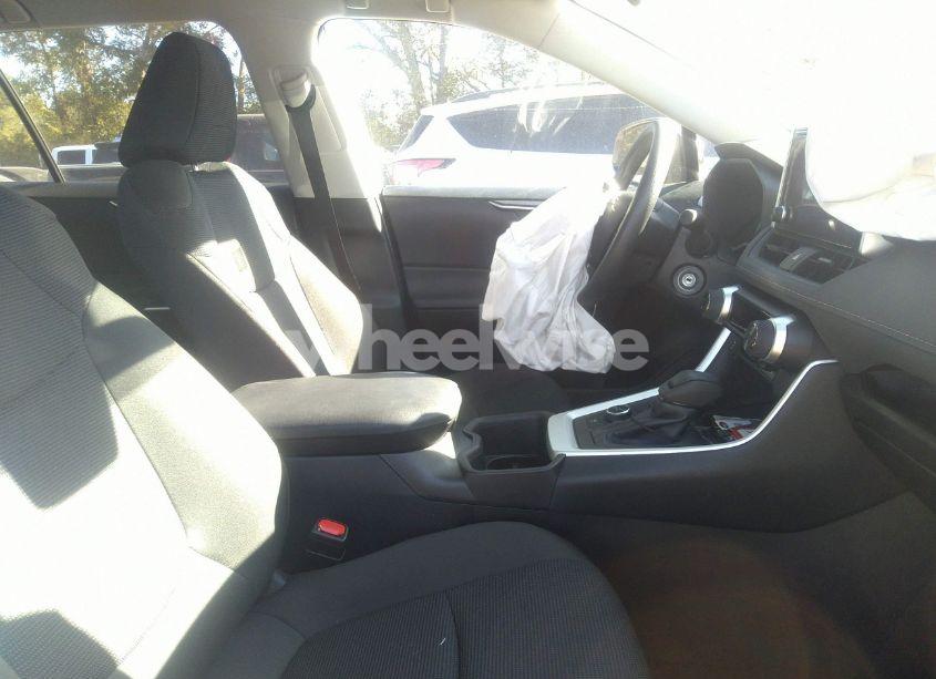 Photo 5 of 2024 Toyota Rav4 HYBRID LE (VIN 4T3LWRFV4RU153153)