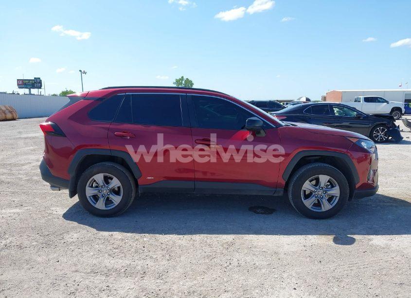 Photo 13 of 2022 Toyota Rav4 HYBRID LE (VIN 4T3LWRFV5NU055744)