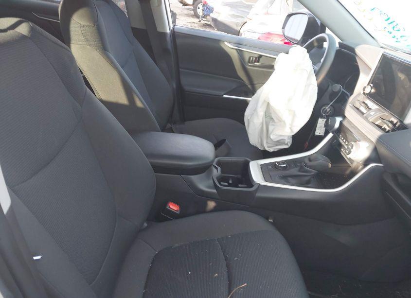 Photo 5 of 2024 Toyota Rav4 HYBRID LE (VIN 4T3LWRFV9RU116261)