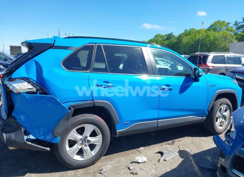 Photo 13 of 2021 Toyota Rav4 HYBRID LE (VIN 4T3M6RFV1MU018418)