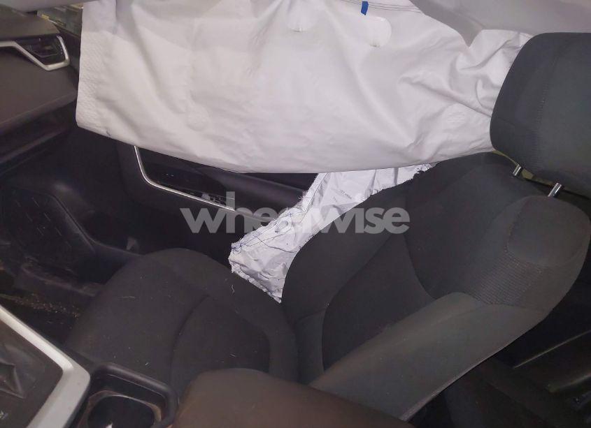 Photo 5 of 2021 Toyota Rav4 HYBRID LE (VIN 4T3M6RFV4MU031373)