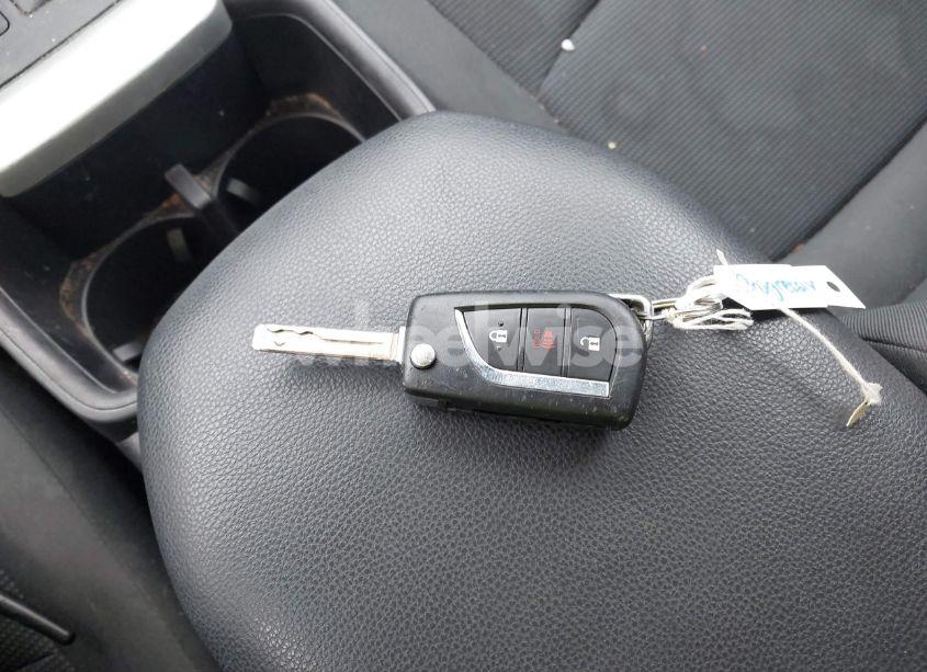 Photo 11 of 2022 Toyota Rav4 HYBRID LE (VIN 4T3MWRFV0NU073430)