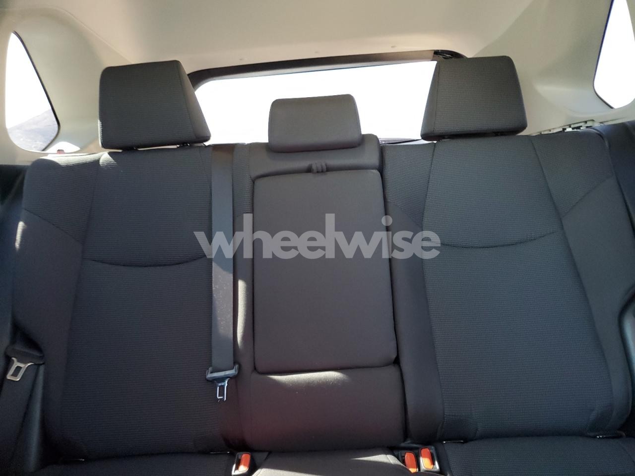 Photo 10 of 2025 TOYOTA RAV4 LE (VIN 4T3MWRFV1SU186850)