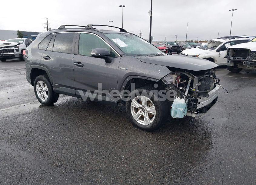2021 Toyota Rav4 HYBRID LE (VIN 4T3MWRFV3MU041196) main photo