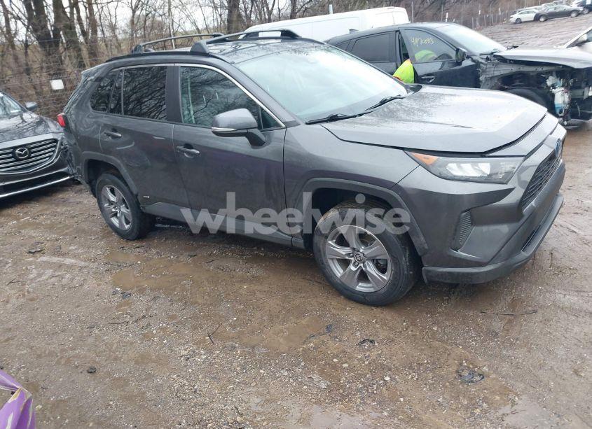 2022 Toyota Rav4 HYBRID LE (VIN 4T3MWRFV3NU060039) main photo