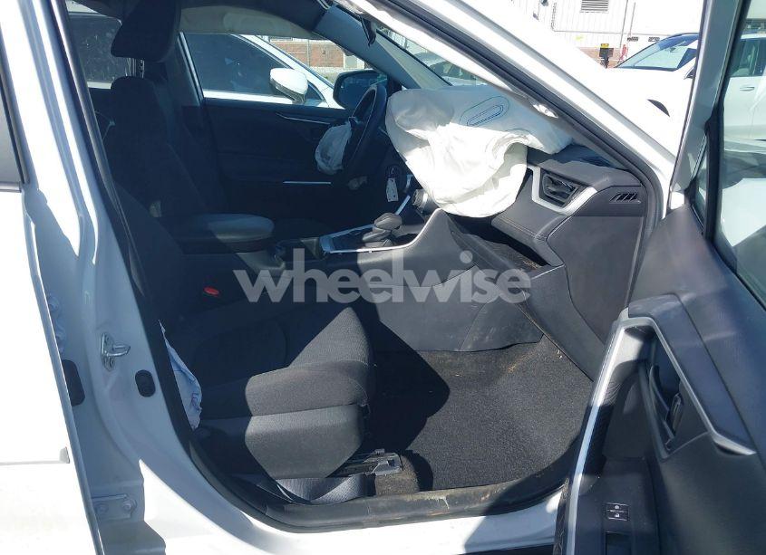 Photo 5 of 2024 Toyota Rav4 HYBRID LE (VIN 4T3MWRFV3RU156033)