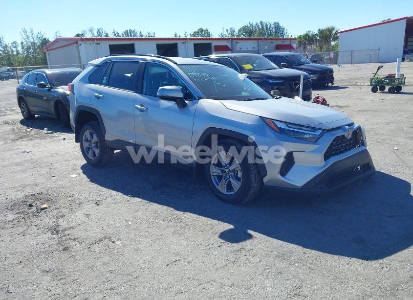 2024 Toyota Rav4 HYBRID LE (VIN 4T3MWRFV5RU119663) main photo