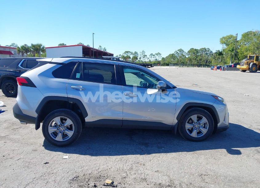 Photo 14 of 2024 Toyota Rav4 HYBRID LE (VIN 4T3MWRFV5RU119663)