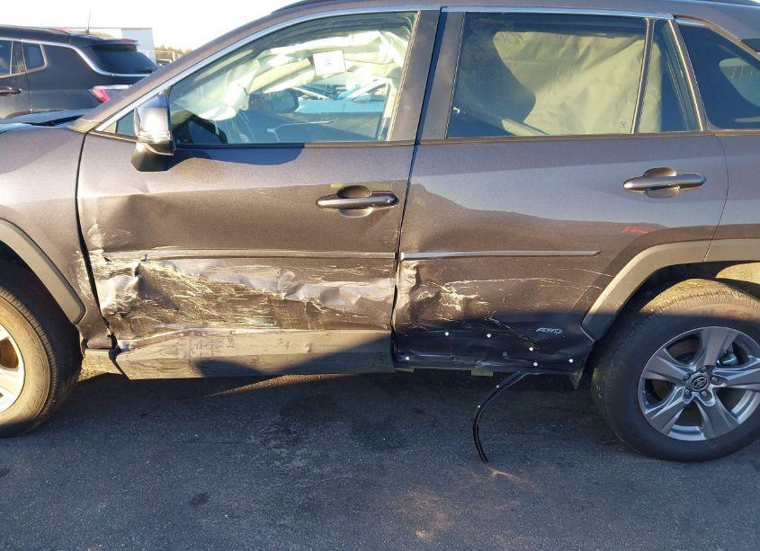 Photo 6 of 2024 Toyota Rav4 HYBRID LE (VIN 4T3MWRFV5RU149259)