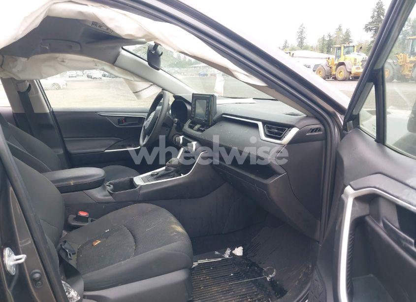 Photo 5 of 2022 Toyota Rav4 HYBRID LE (VIN 4T3MWRFV7NU073909)