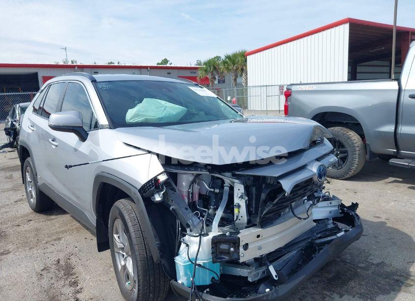 2024 Toyota Rav4 LE HYBRID (VIN 4T3MWRFV7RU120023) main photo