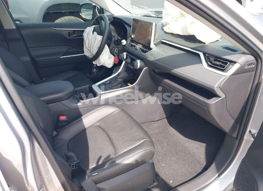 Photo 5 of 2024 Toyota Rav4 LE HYBRID (VIN 4T3MWRFV7RU120023)