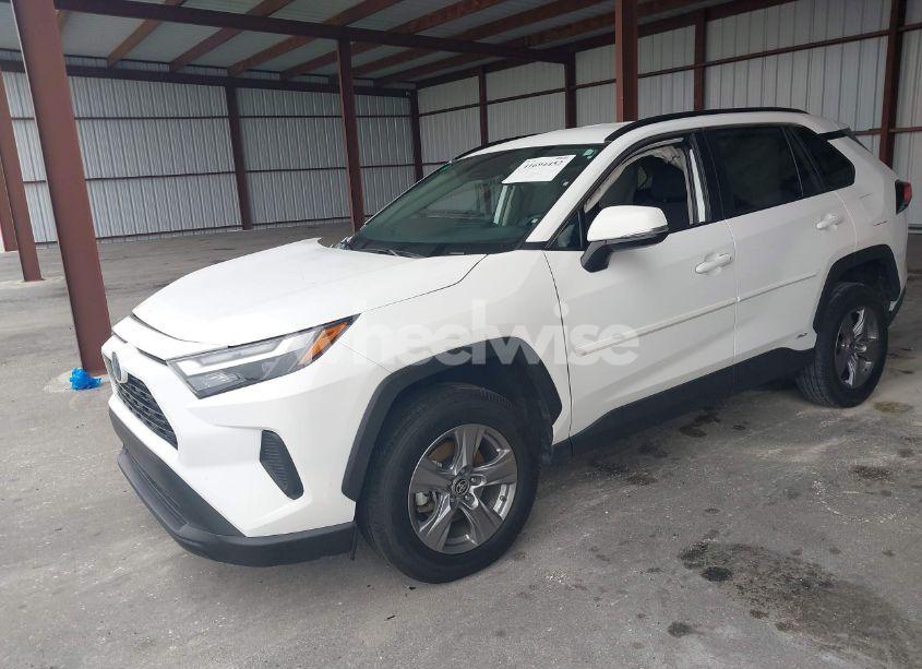 Photo 2 of 2024 Toyota Rav4 HYBRID LE (VIN 4T3MWRFV8RU147151)