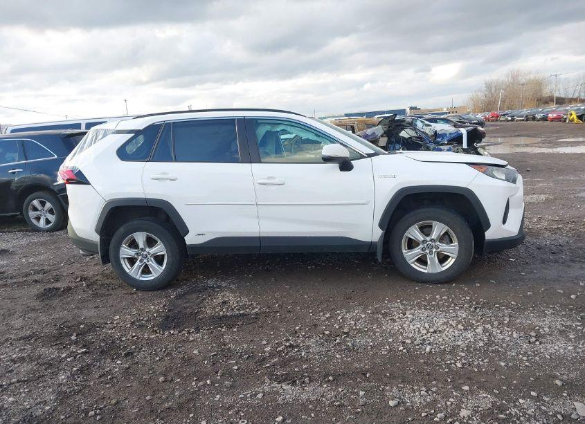 Photo 13 of 2021 Toyota Rav4 HYBRID LE (VIN 4T3MWRFVXMU027229)