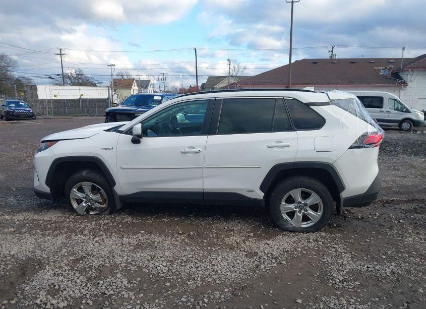 Photo 14 of 2021 Toyota Rav4 HYBRID LE (VIN 4T3MWRFVXMU027229)